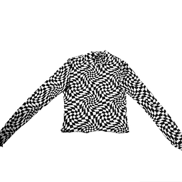 Crop Top Black And White Unique Pattern - Picture 1 of 1